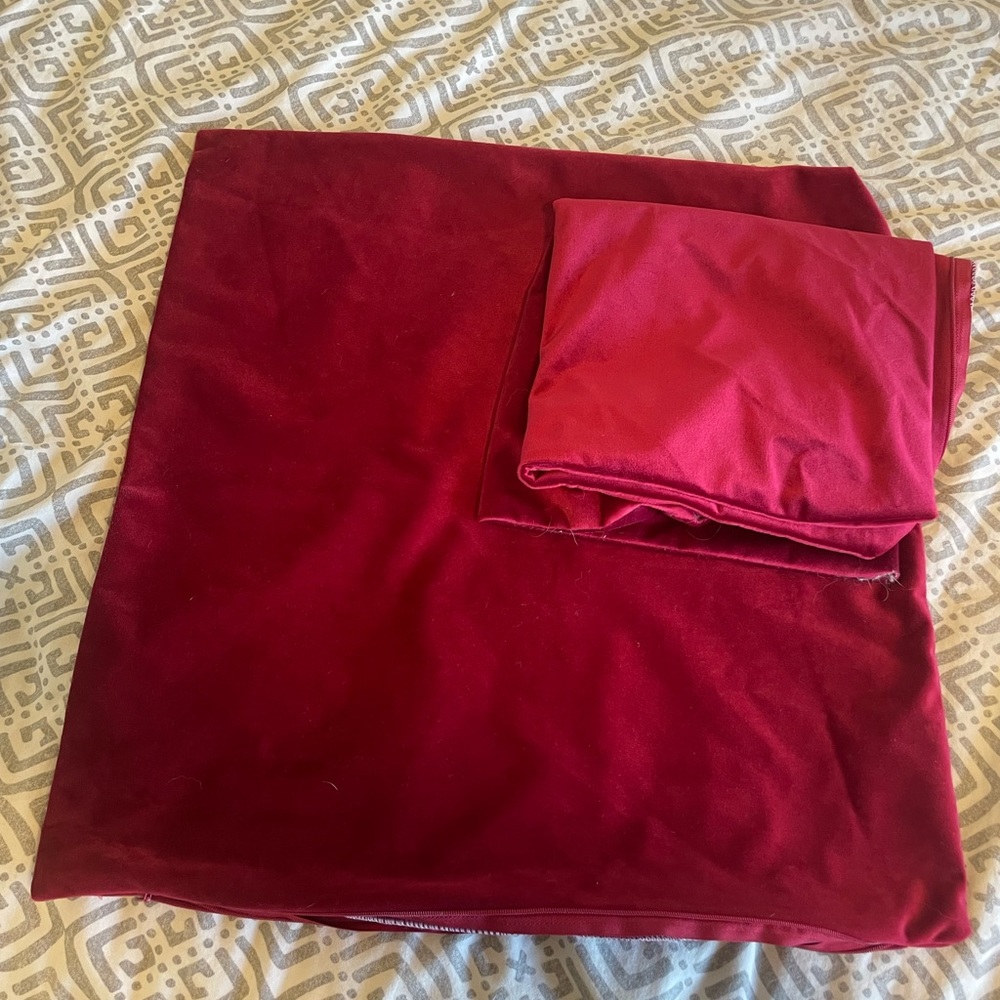Throw pillow covers